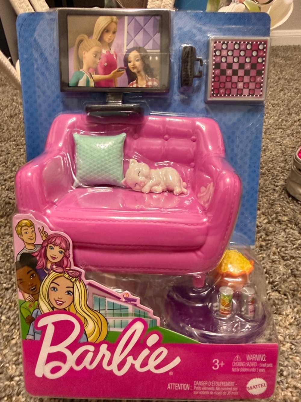 Barbie Hot Pink Sofa / Couch with Mint Pillow and Sleeping Cat